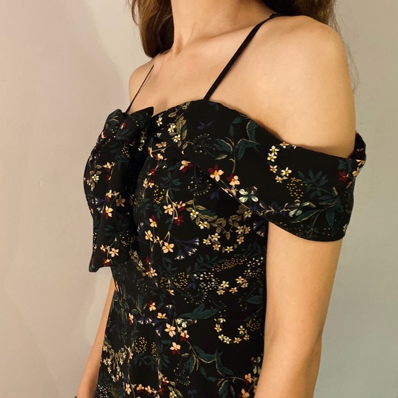 Mboutique off the shoulder floral dress - Size S - Picture 4 of 4